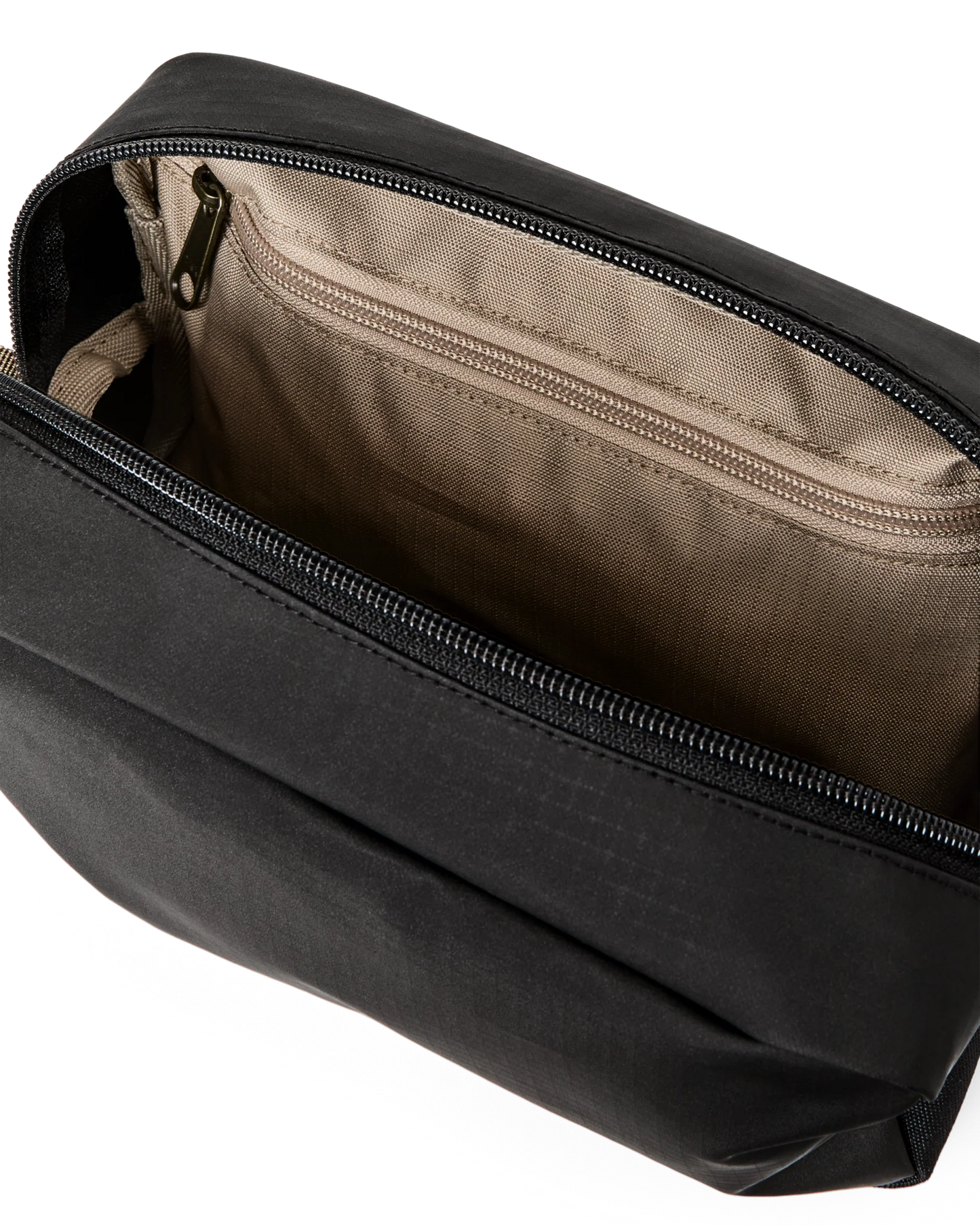 Filson All Weather Travel Pack: Black